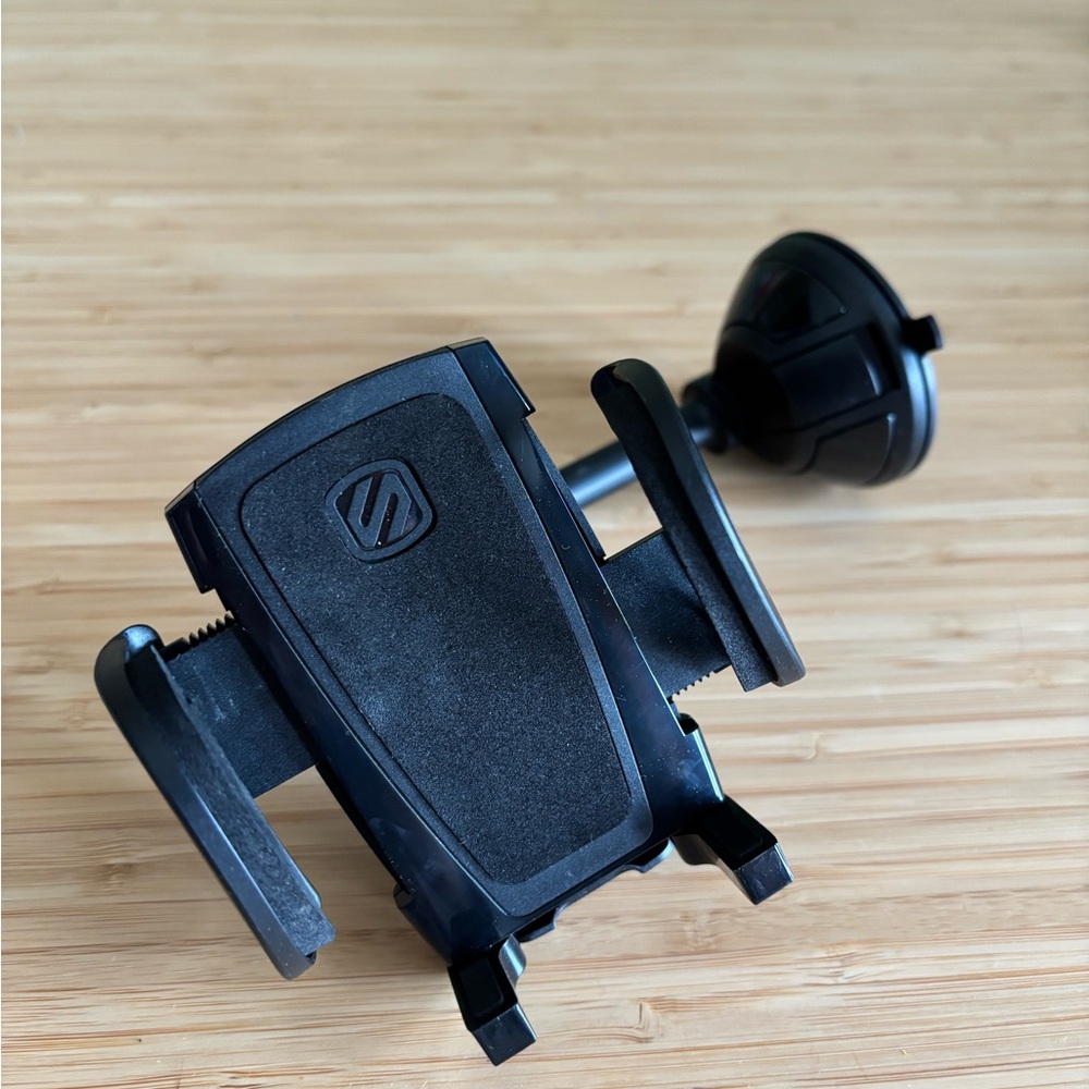 Scosche Black Car Phone Mount